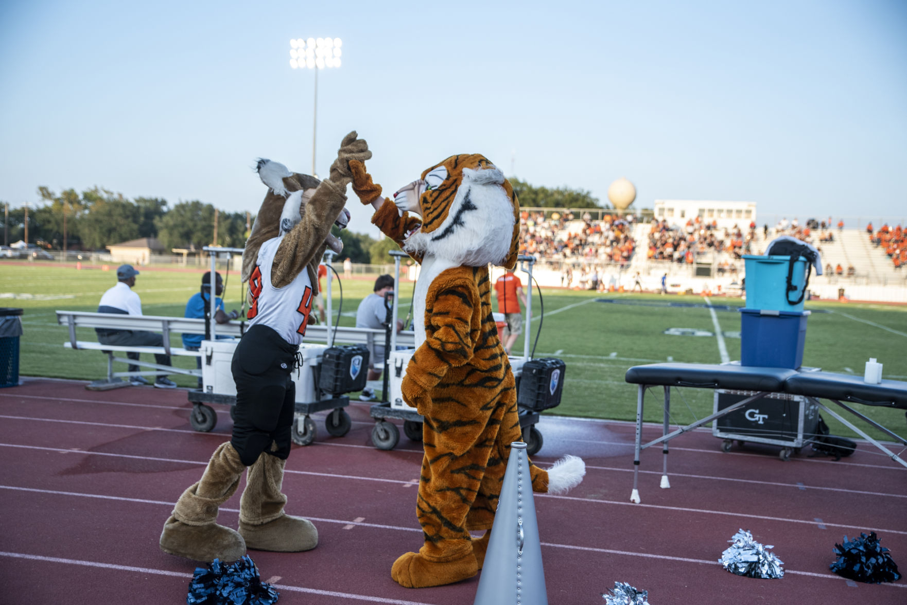 Goliad v. Refugio FB